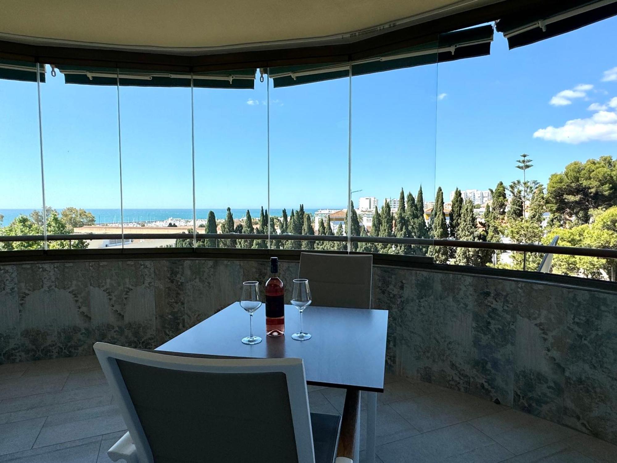 Apartamento Amplia Terraza Con Maravillosas Vistas Muy Cerca De La Playa *